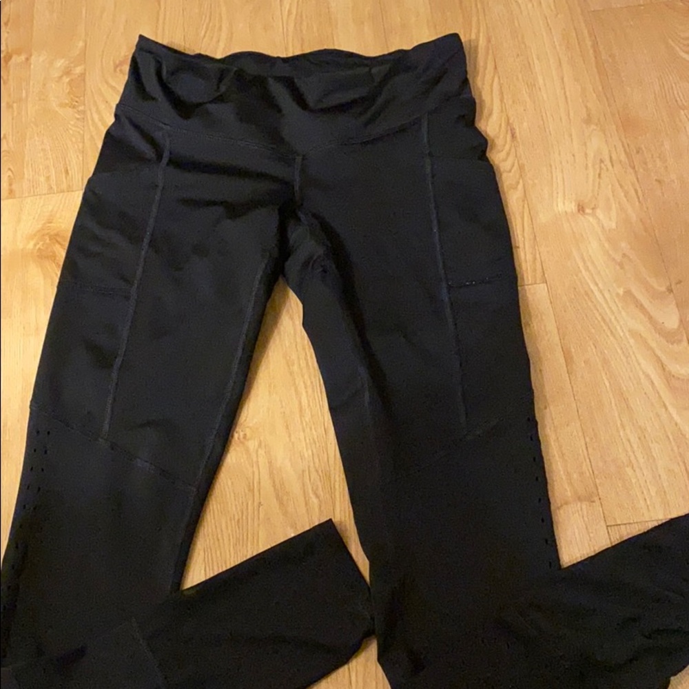 Black leggings